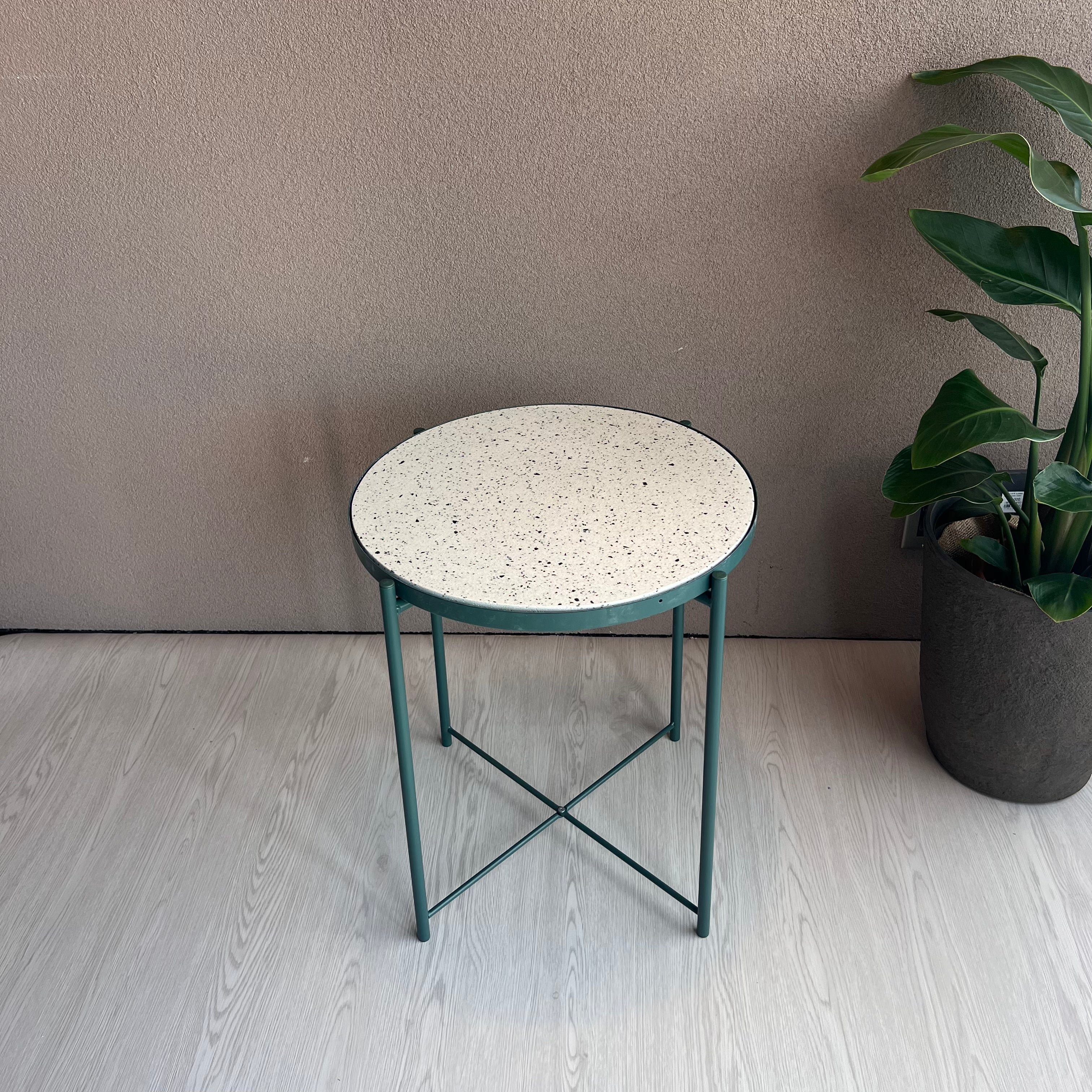 あきの家づくりコラボ商品/ビールストーン/サイドテーブル/petit Ant01 丸　直径45cm高さ53cm/ホワイト・グリーン・ベージュ