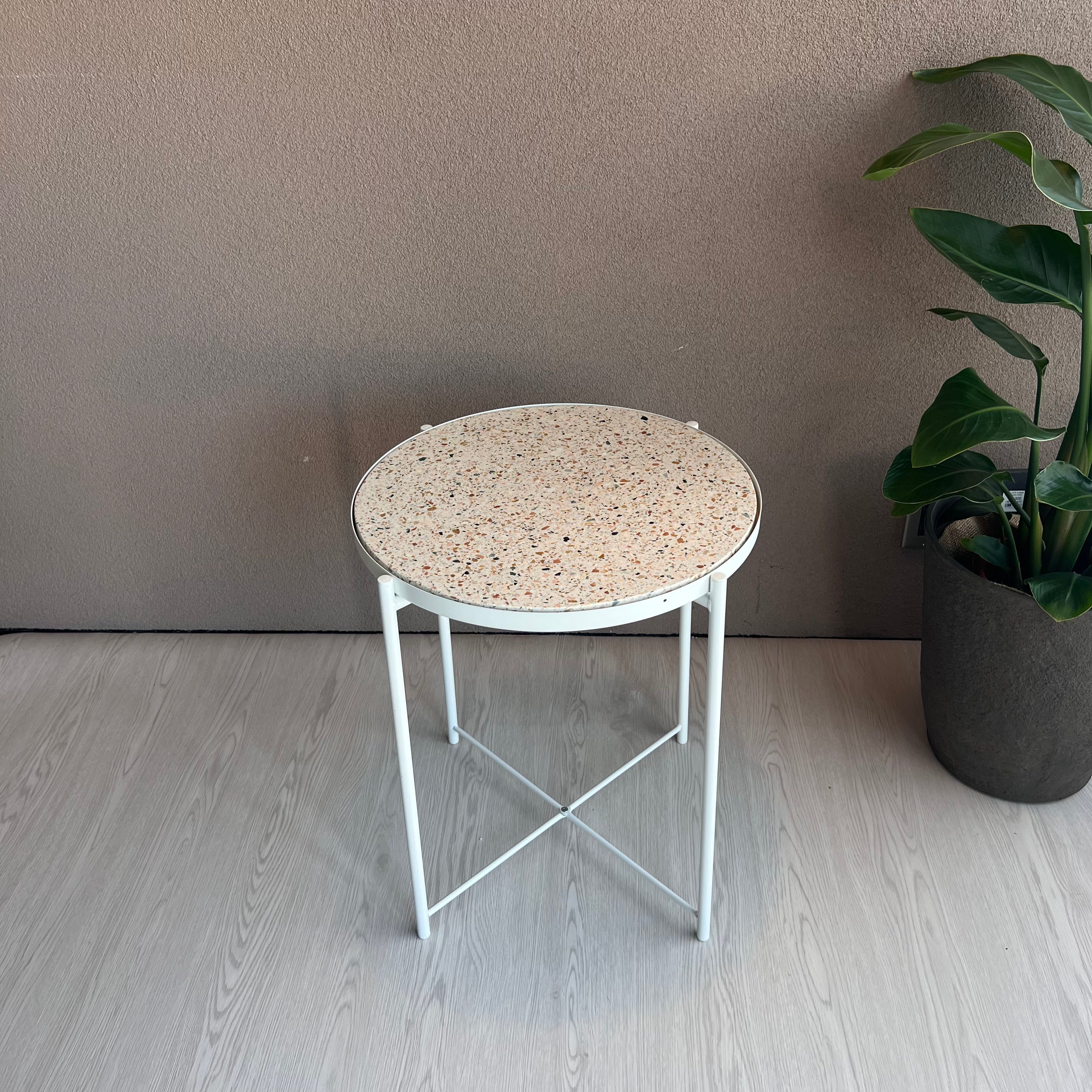 あきの家づくりコラボ商品/ビールストーン/サイドテーブル/petit Ant01 丸　直径45cm高さ53cm/ホワイト・グリーン・ベージュ