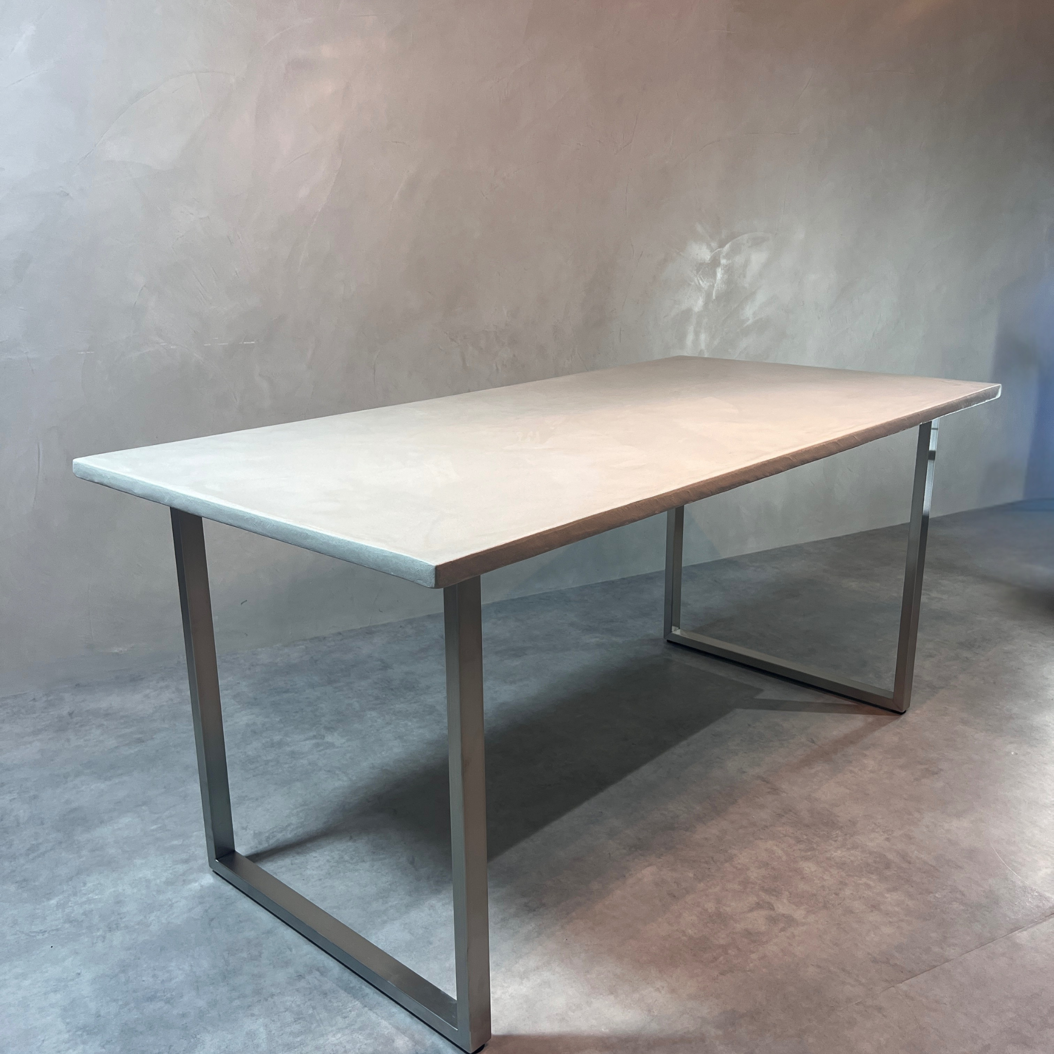 【Bee/モールテックス】ダイニングテーブル|1500×850×710 | グレー/ブラック/ホワイト/ブラウン/シルバー脚